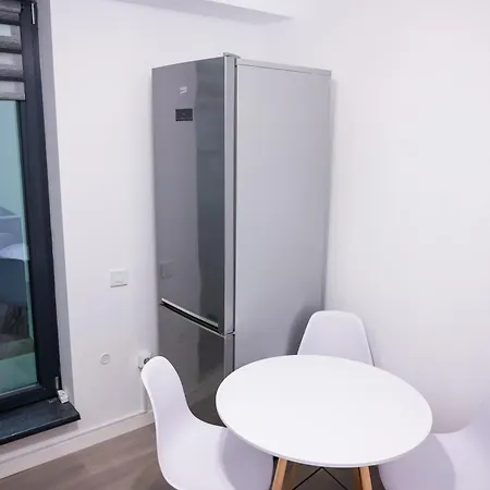 Appartement Plaza 8 *