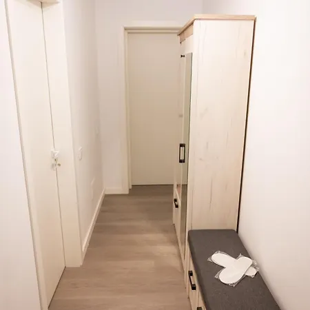 Apartament Plaza 8